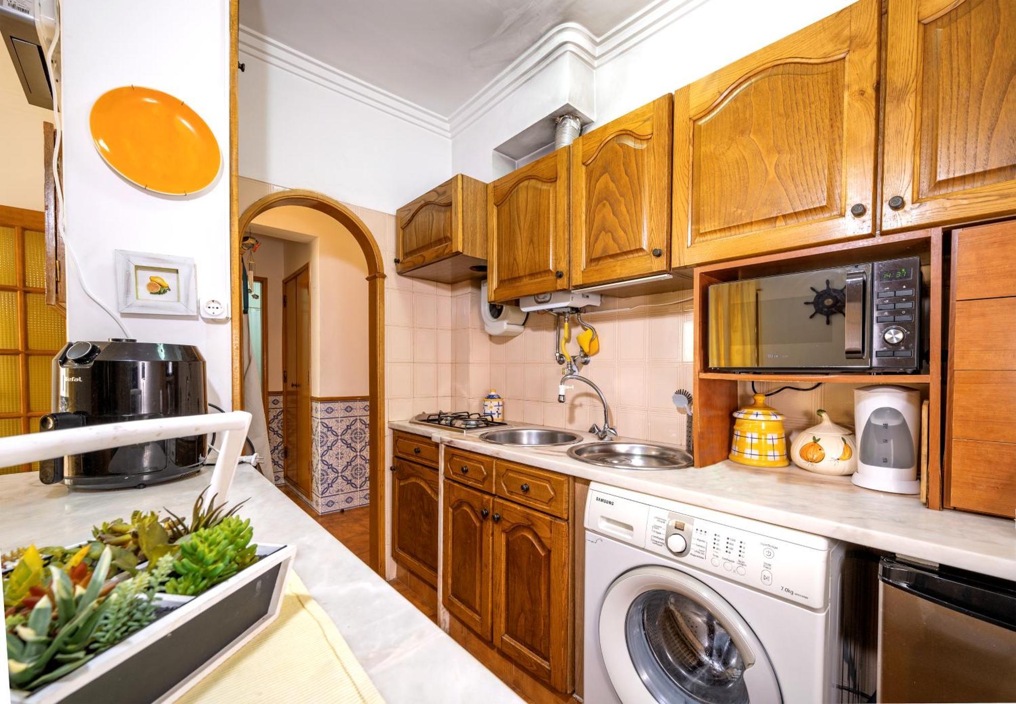 Cozy Apartment Near The Beach In Costa De Caparica Εξωτερικό φωτογραφία