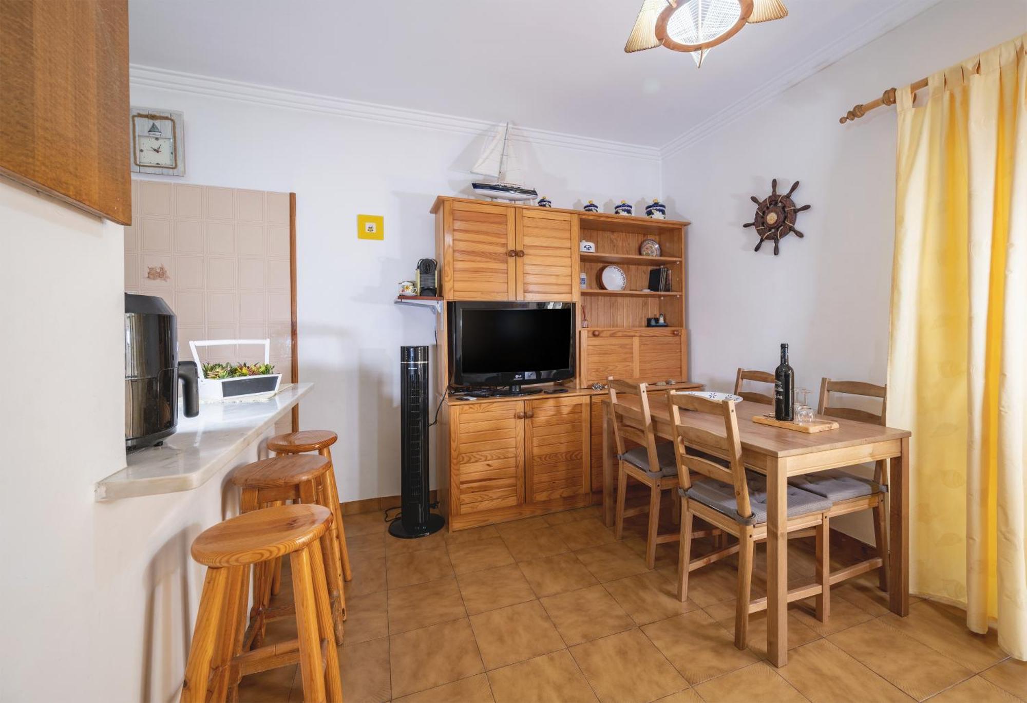Cozy Apartment Near The Beach In Costa De Caparica Εξωτερικό φωτογραφία